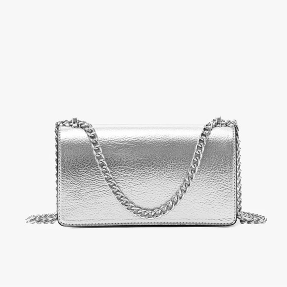 Metallic Minimalist Chain Flap Square Bag - Picture 2 of 6